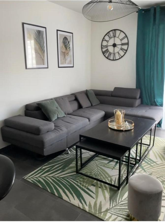 Appartement Vert Corbeil-Essonnes Luaran gambar